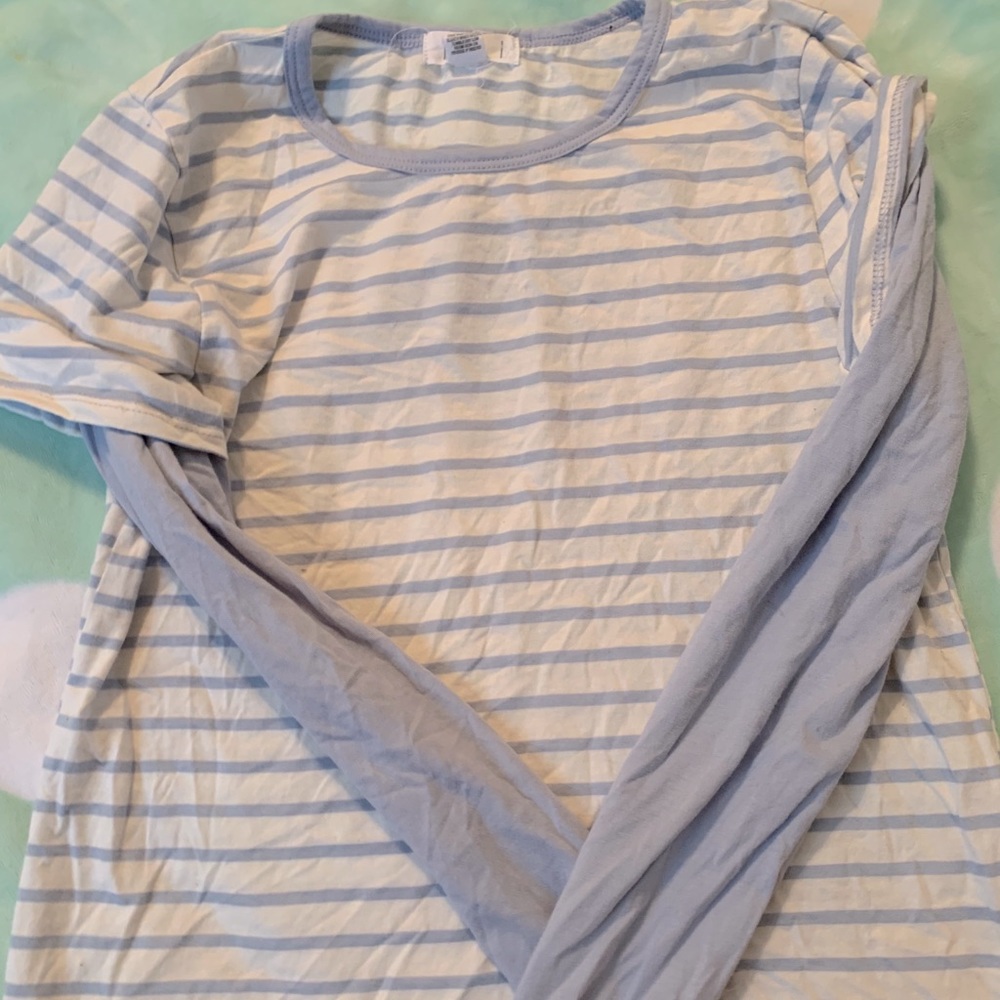 Shirt with sleeves attached
